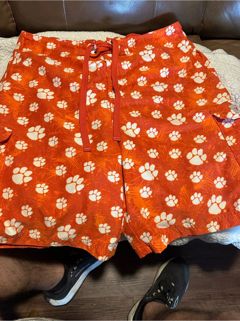 Men’s shorts L-XL. - Picture 1 of 4